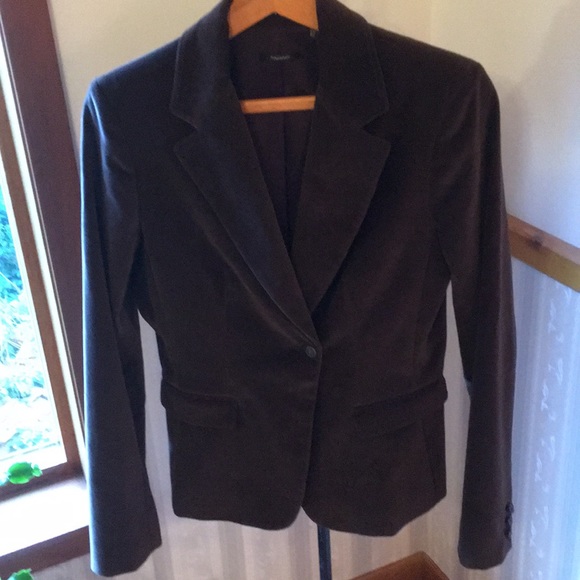 Tahari Jackets & Blazers - Tahari Blazer